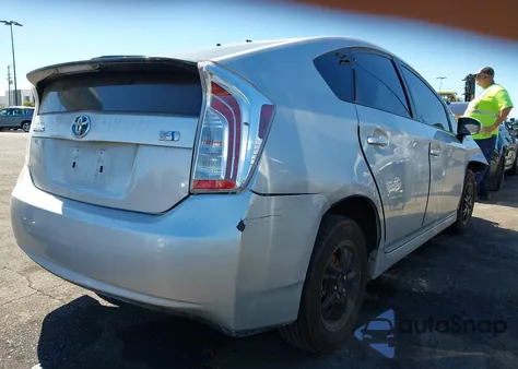 2013 Toyota Prius Two z USA, uszkodzony, nr VIN JTDKN3DU0D5581131